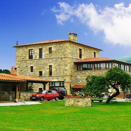 Posada Ribera Del Pas Iruz Екстериор снимка