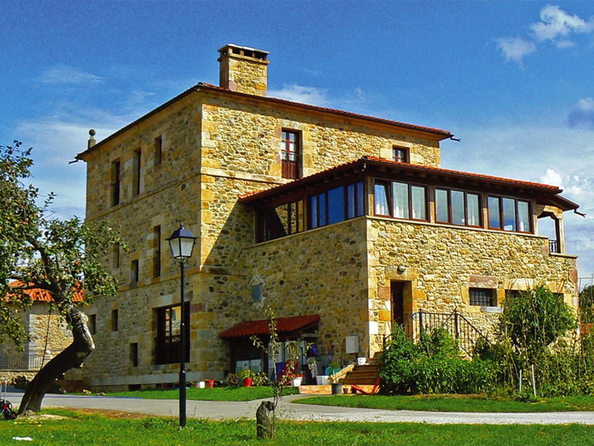 Posada Ribera Del Pas Iruz Екстериор снимка