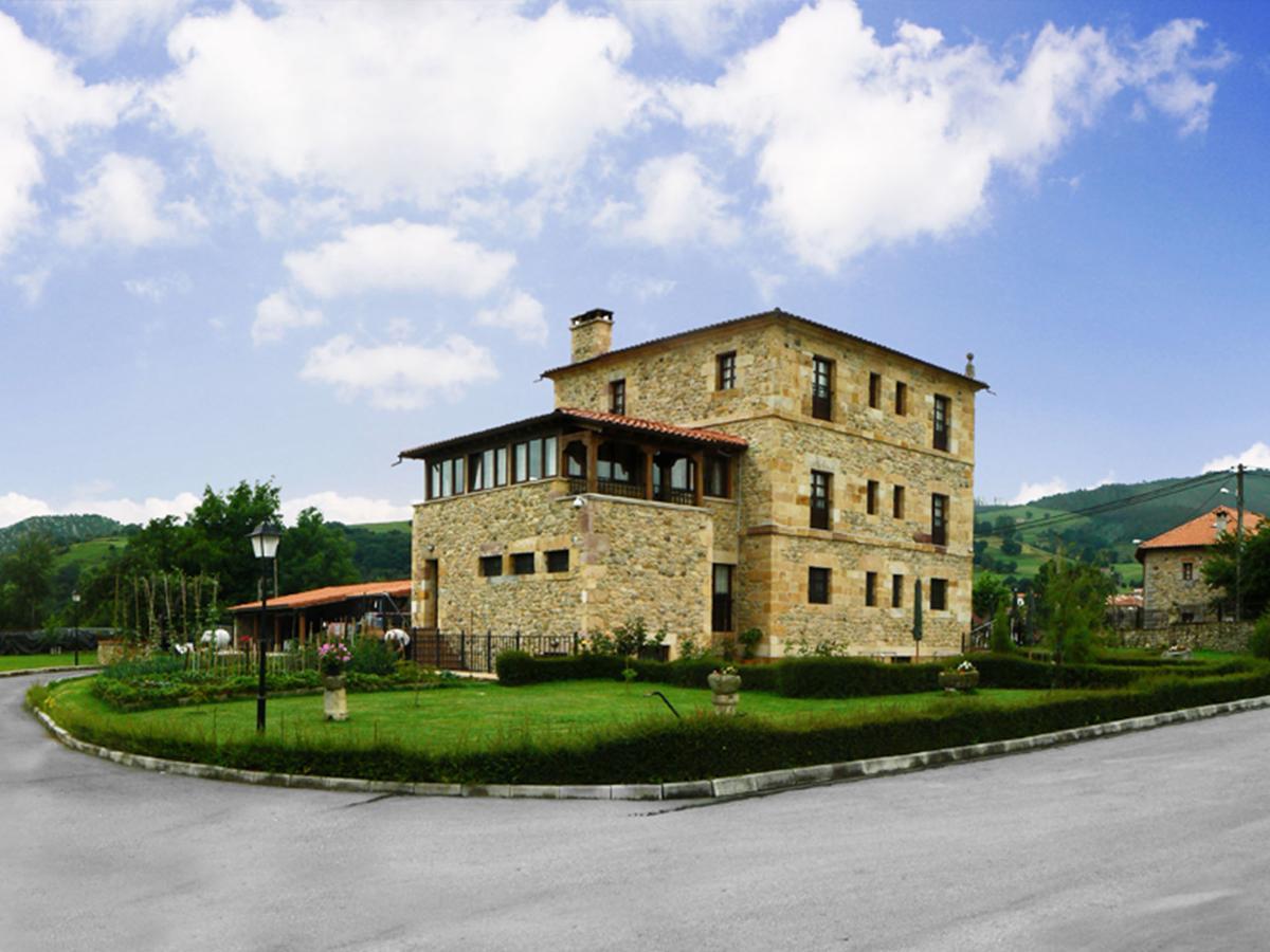 Posada Ribera Del Pas Iruz Екстериор снимка